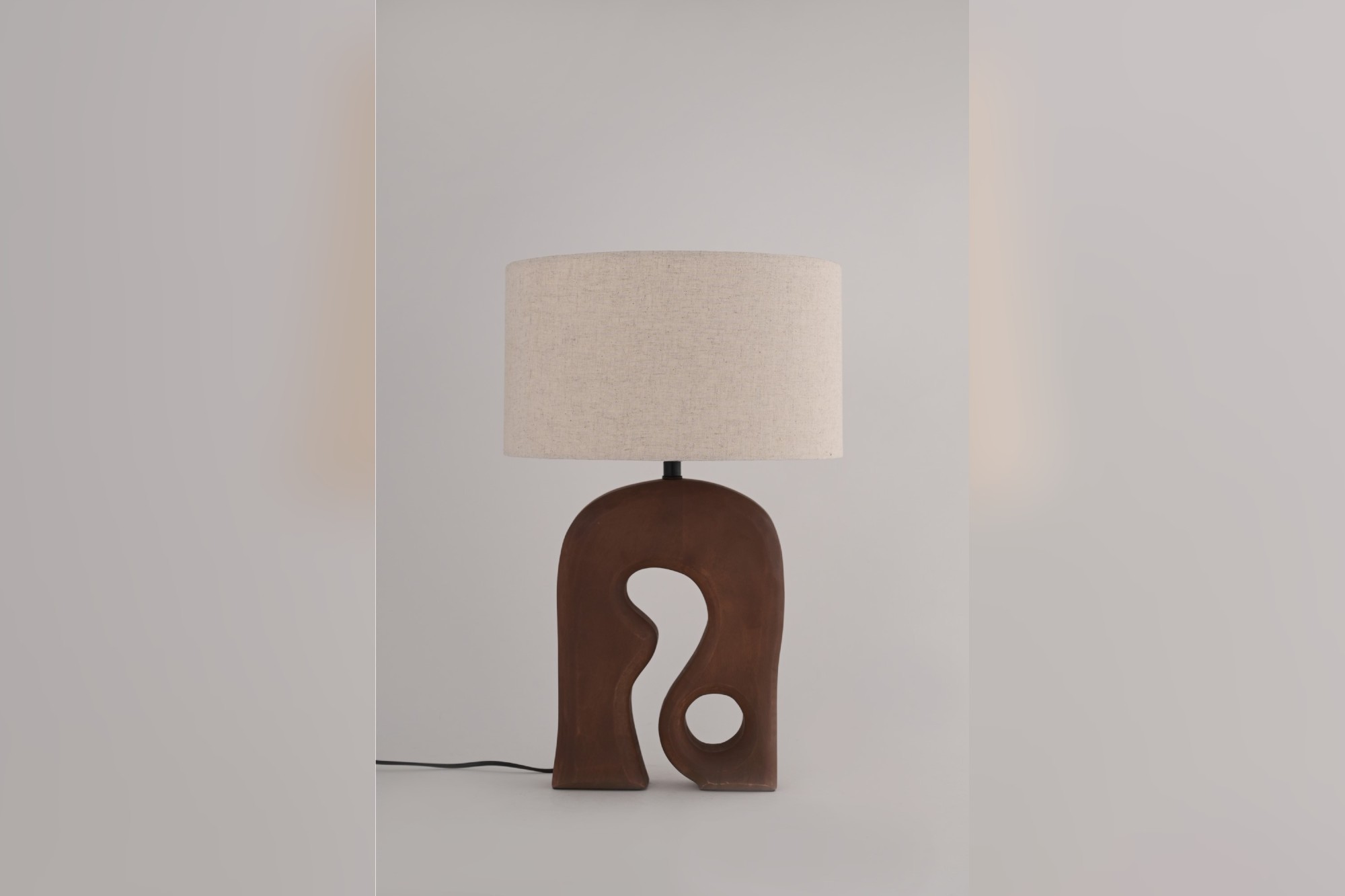 Bay Window presents elegant ‘Cue the Curve’ table lamp collection